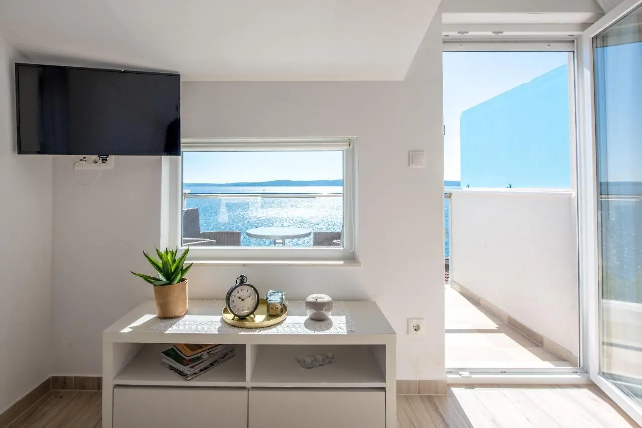 Apartments Amneris Trogir