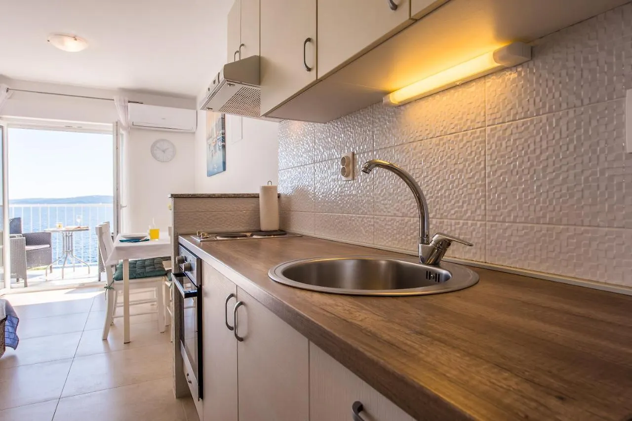 Apartments Amneris Trogir