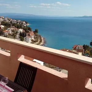  Apartament Mavarcica