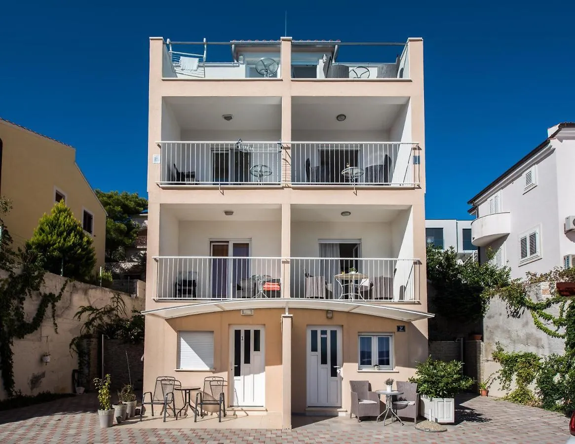 Apartments Amneris Trogir Croatia