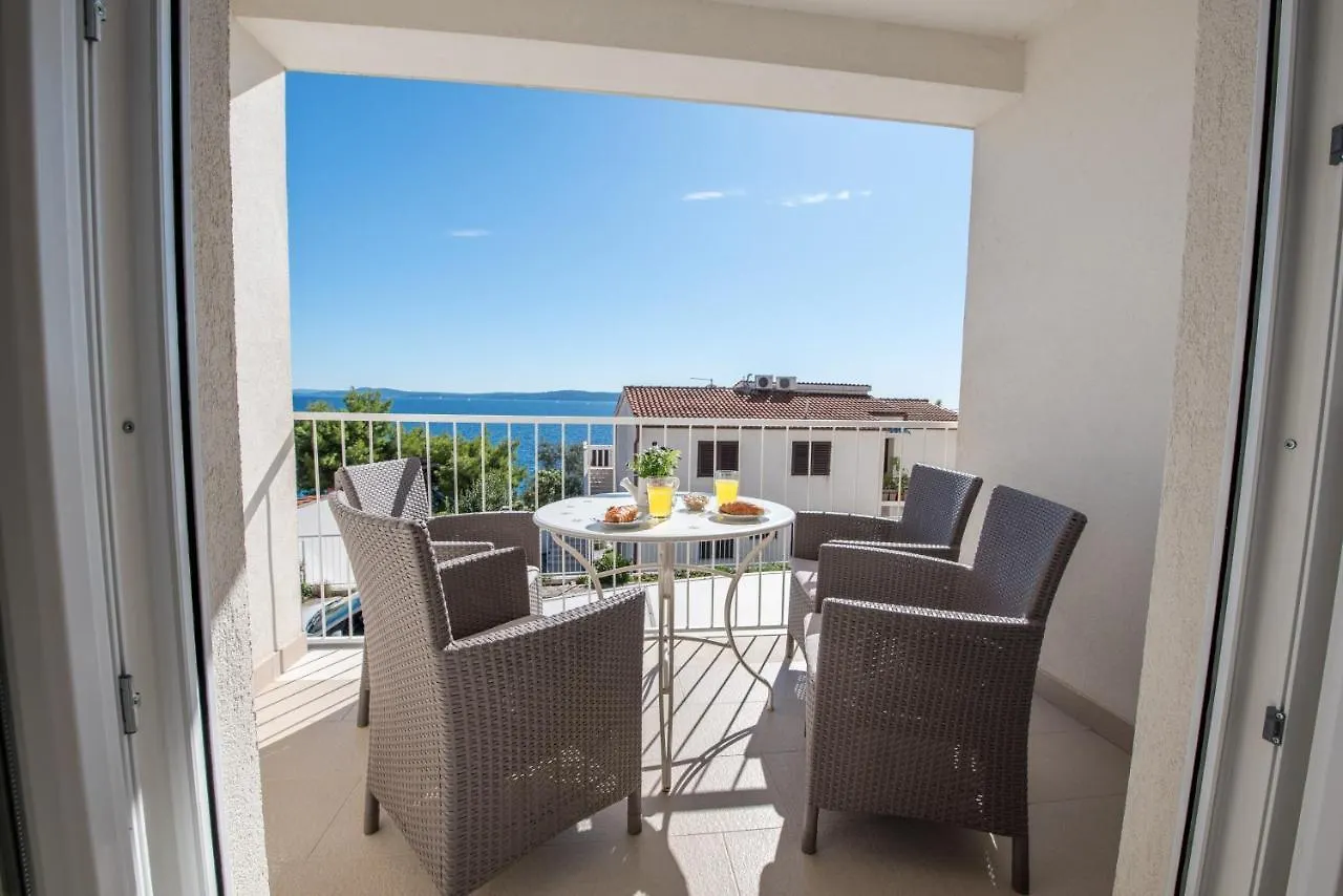 Apartments Amneris Trogir Croatia