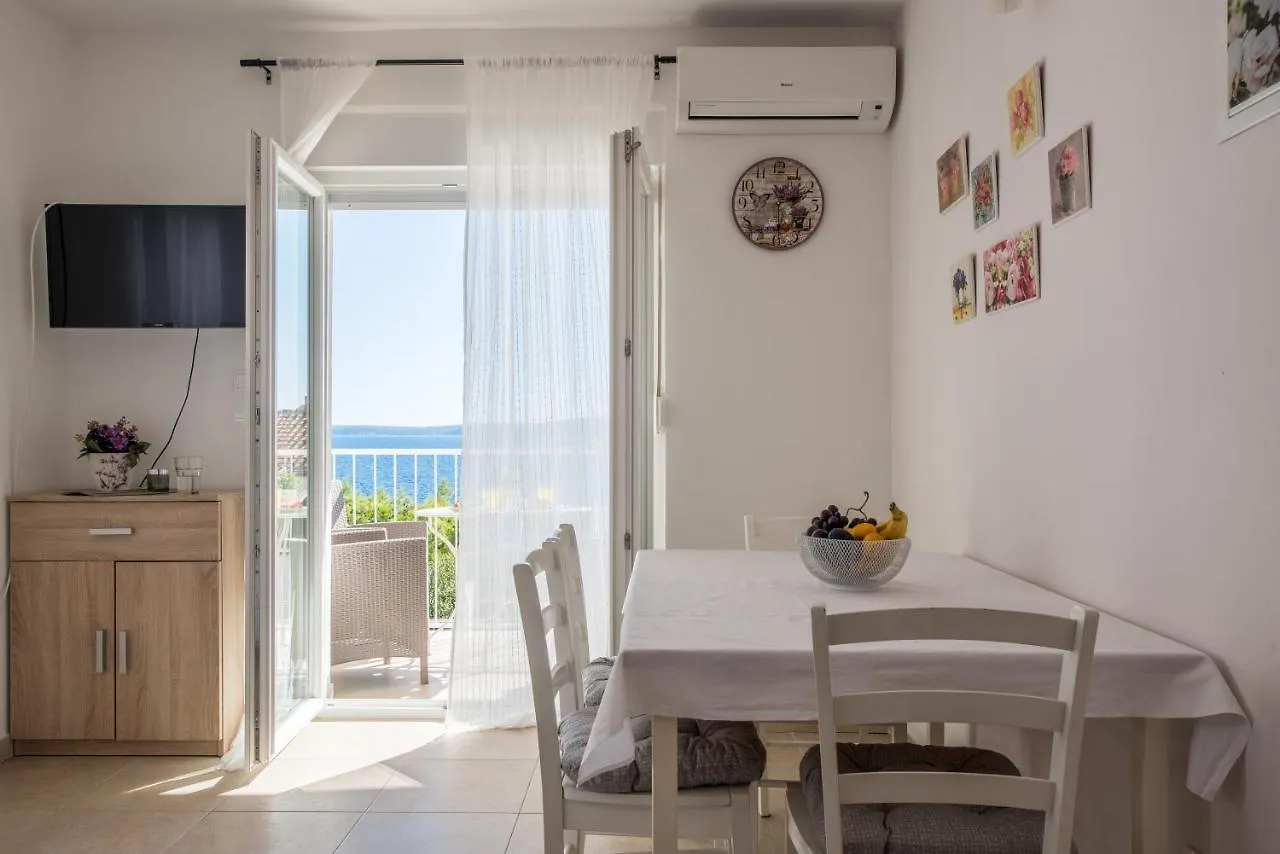 Apartments Amneris Trogir Croatia