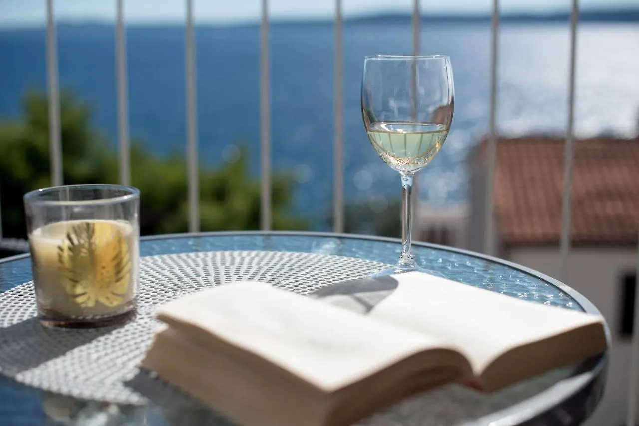 Apartments Amneris Trogir